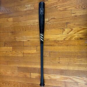 Marucci AP5 Pro 33" 30oz 2 1/2 -3 Baseball Bat